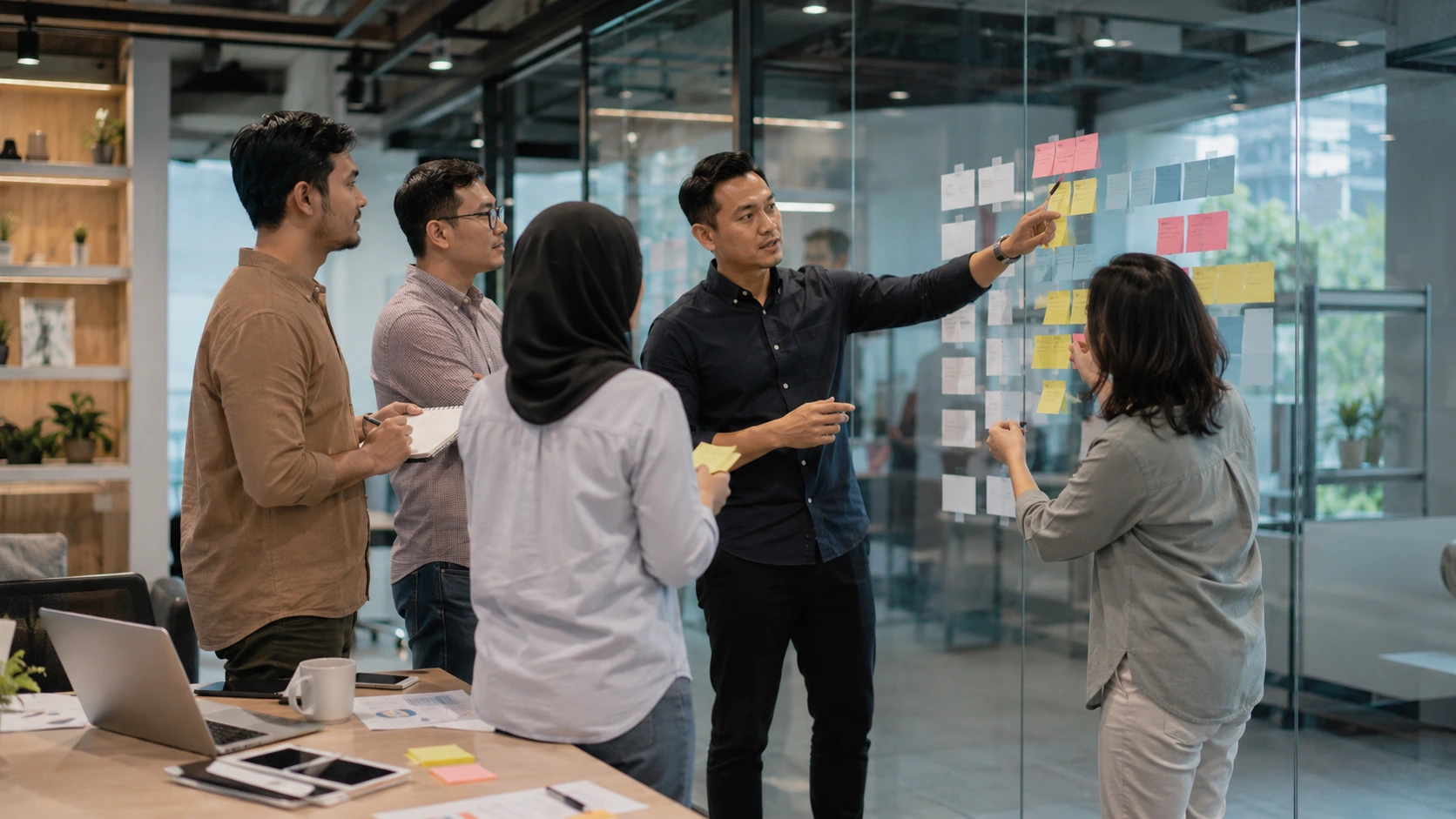 cross-functional communication dalam kolaborasi lintas divisi